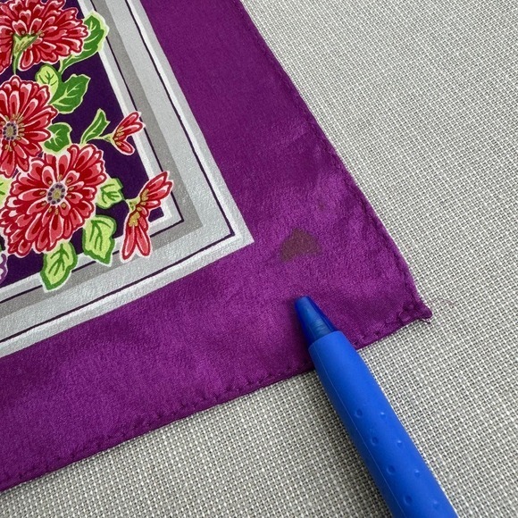 Vintage Oscar de la‎ Renta red/purple floral gold silk scarf - Picture 5 of 5